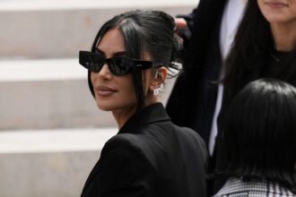 Tears, Trauma, and a Million-Dollar Necklace: Kim Kardashian Confronts Paris Robbery Suspects with Defiance