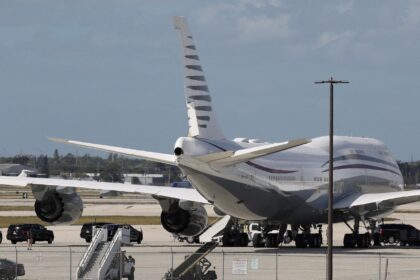 Democrats Slam Trump’s Jet Gift as ‘Gross, Reckless, and Corrupt’
