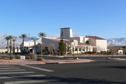 Nevada Neighbors Speak Out Against ‘Total Chaos’ Erupting Inside Mesquite City Hall