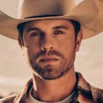 Dustin Lynch Lights Up the Stage at Edgewater Casino Resort