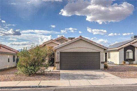 Alarming Surge in Foreclosures Threatens Las Vegas Homeowners