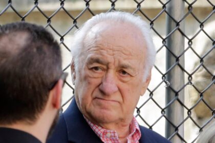 ‘Sopranos’ star Jerry Adler, Broadway backstage vet turned late-in-life actor, dies at 96
