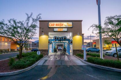 Life Behind the Scenes at a Las Vegas Car Wash After the Rain