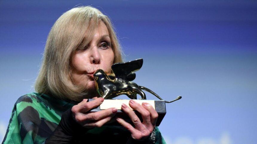 Kim Novak’s Heartfelt Comeback Shines at Venice Film Festival