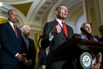 GOP rebels extract tariff concession from House leaders 