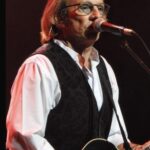 America’s Dewey Bunnell talks legacy and stories behind the hits