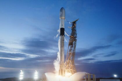 Did you see it? SpaceX Falcon 9 rocket launch lights up the sky in Las Vegas