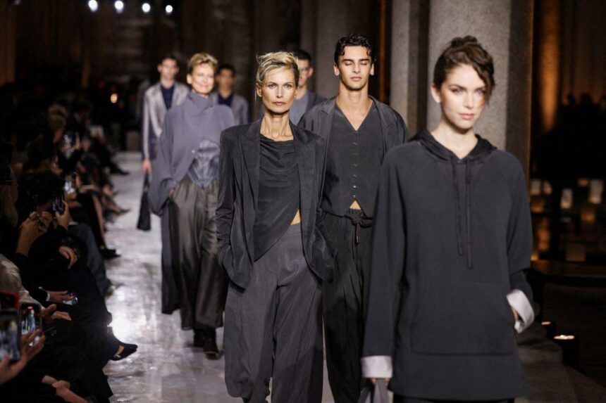 Armani’s last collection shown in solemn runway show with Richard Gere, Lauren Hutton in 1st row