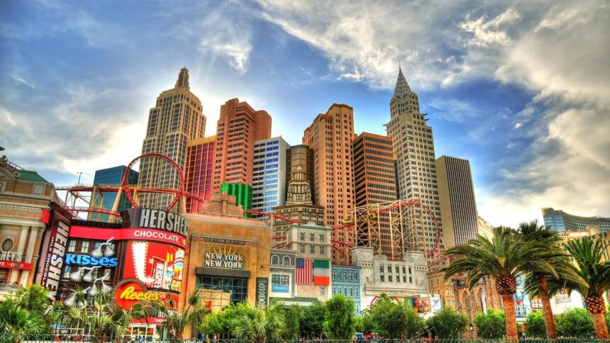 The Best Time to Visit Las Vegas (And When to Avoid It At All Costs)