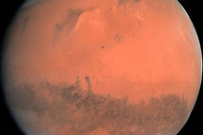 4 Planetary Retrogrades Astrologers Say Can Affect Your Relationships