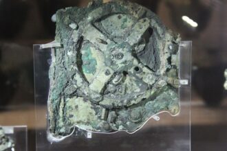 The Most Mysterious Artifacts Ever Discovered – And the Theories Behind Them