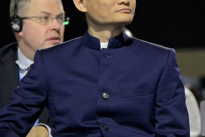 How the World's Richest People Lost It All – And Who Bounced Back