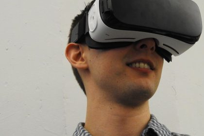 15 Ways the Metaverse is Changing Social Media in 2026