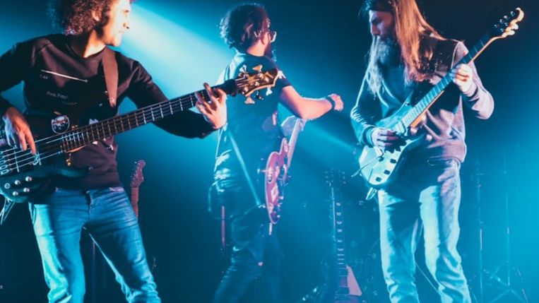 The 10 Greatest Rock Bands of All Time - Do You Agree?