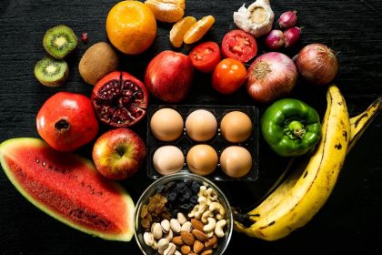 Foods That Can Help You Live Longer - And The Ones to Avoid