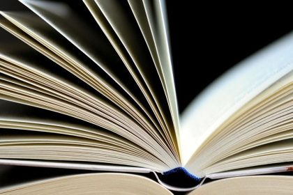 10 Books Every American Should Read Before They Die