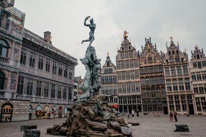 Cities That Were Once Richer Than London - And Where They Are Now