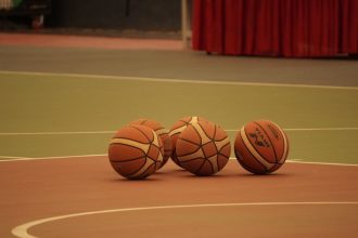 At least they hit a 3: Everything goes wrong in UNLV basketball's loss to New Mexico