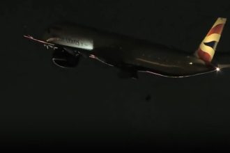 VIDEO: Plane loses tire after takeoff from Las Vegas airport