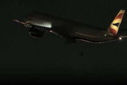 VIDEO: Plane loses tire after takeoff from Las Vegas airport