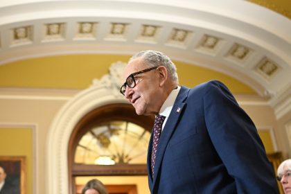 Trump and Schumer Move Toward Possible Deal to Avert a Shutdown