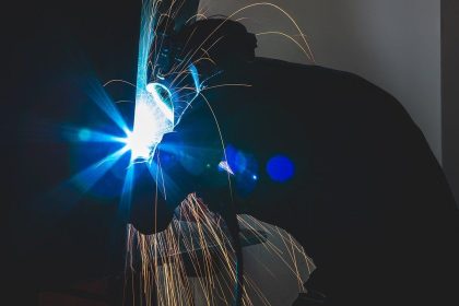 The 20 Invention of the Weekend: How Workers Won Their Free Time