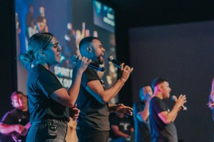 The 20 Surprising Psychology Behind Why We Love Crowd Sing-Alongs