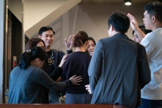 Hundreds gather to offer prayers for Nancy Guthrie