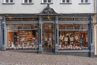 3 dead, several injured as car crashes into L.A. store
