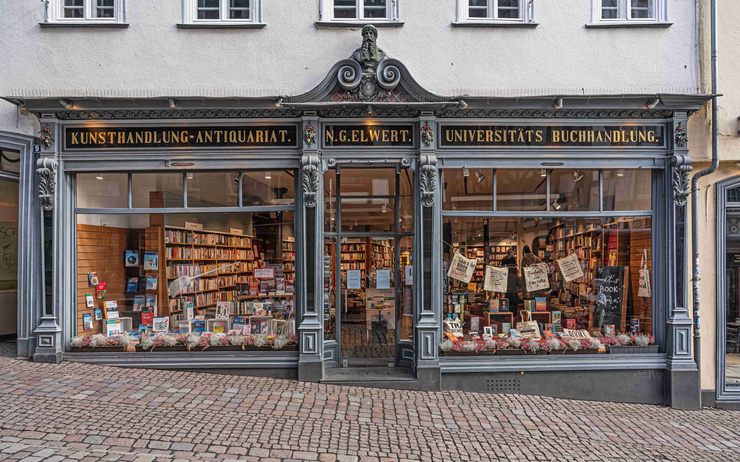 3 dead, several injured as car crashes into L.A. store