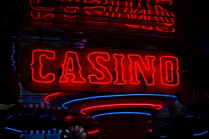 Tourist sues Strip casino, longtime performer, claiming prop hit her in head