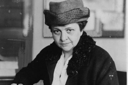 Overlooked Women Who Changed History Without Credit