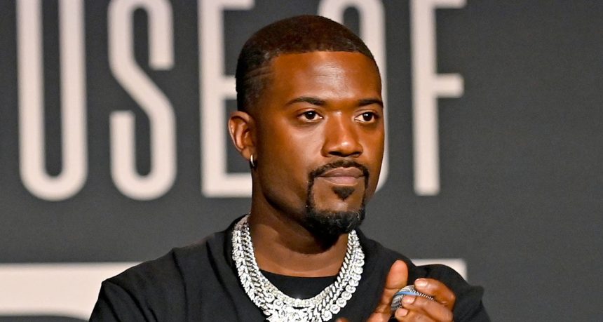 Ray J Performs with Apparent Blood Running From His Eyes Amid Heart Issues