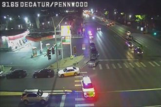 Man shot in face, critically injured in Las Vegas