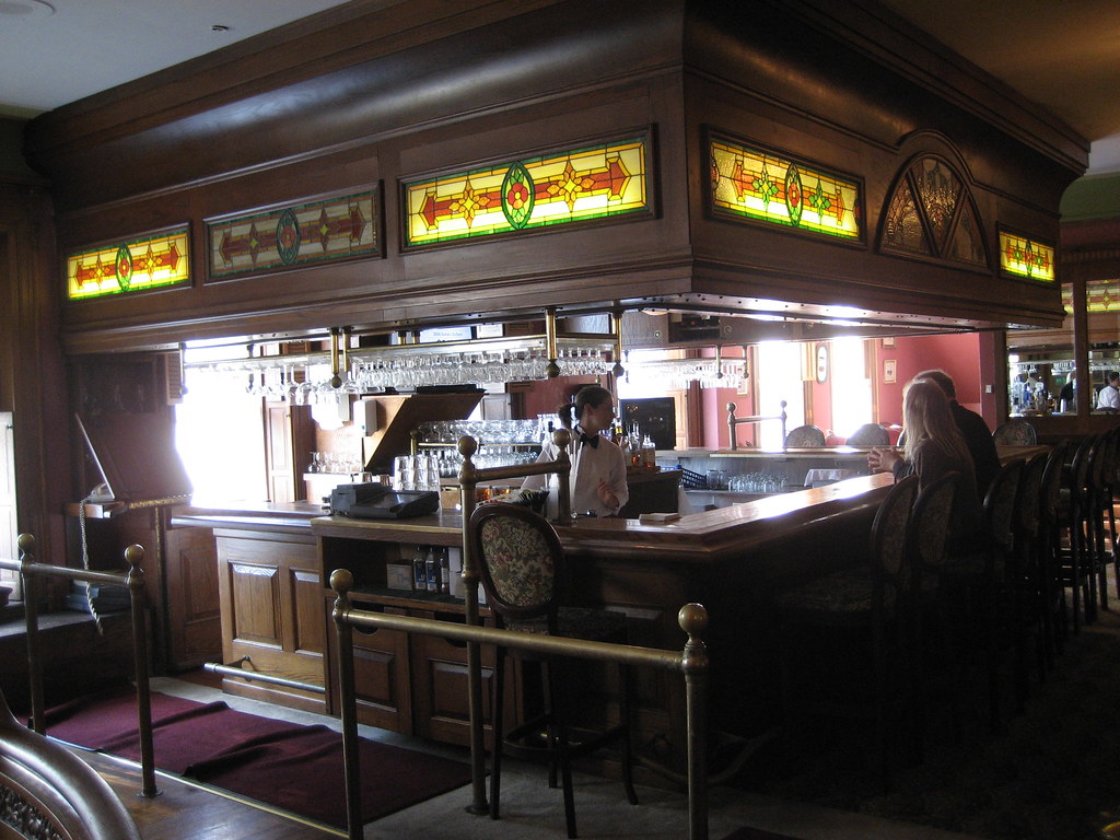 Pizza Hut rival closing 300 locations nationwide