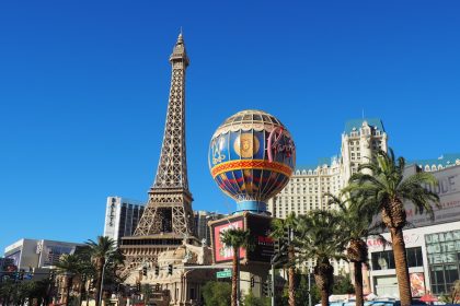 New M hotel tower boosts revenue for regional casino giant