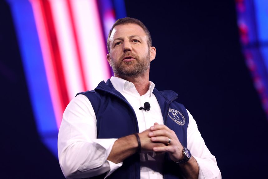 Trump announces Markwayne Mullin will replace Kristi Noem