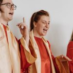 The Science Behind Why Crowd Singalongs Feel Magical