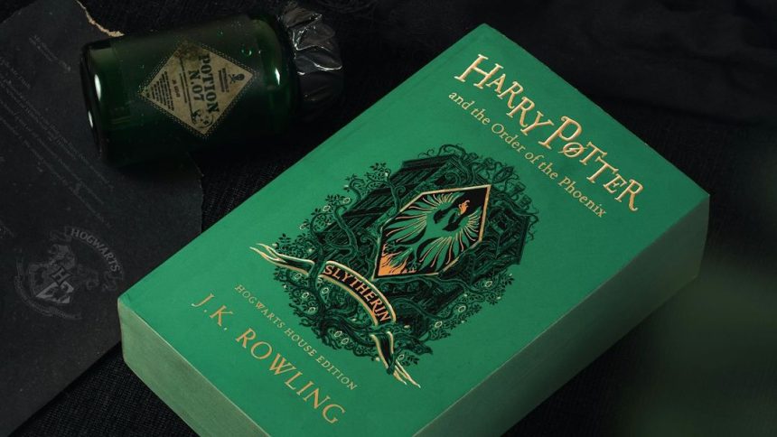 The 6 Best Fantasy Book Series Ever Written - Escape Reality