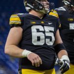 Grading the Raiders’ signing of star center Tyler Linderbaum