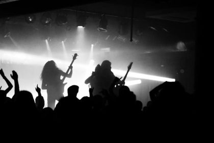 12 Overlooked 80s Bands That Secretly Influenced Modern Rock