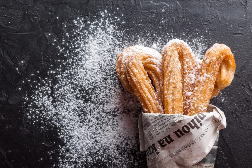 Fans line up as Costco drops new churro-inspired dessert at food court