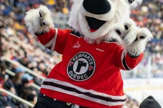 The 7 Types of People You Only Meet at a Vegas Golden Knights Game