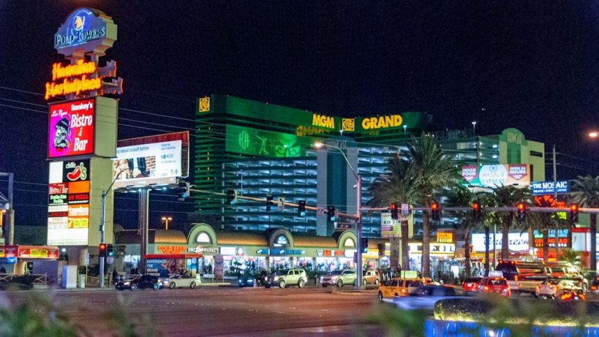 I've Lived in Downtown Vegas for 10 Years: Here Are 3 Spots I Never Visit After Dark