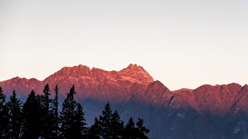 The 5 Best Spots in the Valley to Catch a "Desert Sunset" That Actually Looks Like a Painting