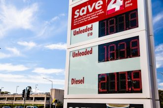 Some Las Vegas Valley gas stations hit $5 per gallon