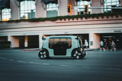 Zoox robotaxi service to expand along Strip, to Sphere and T-Mobile Arena