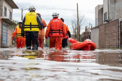 Red Cross volunteer from Henderson deployed to Hawaii to assist with flood relief