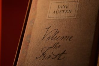 10 Sentences That Changed the Course of Literature