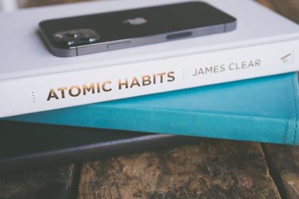 9 Books That Will Change How You See the World - Read Them Now